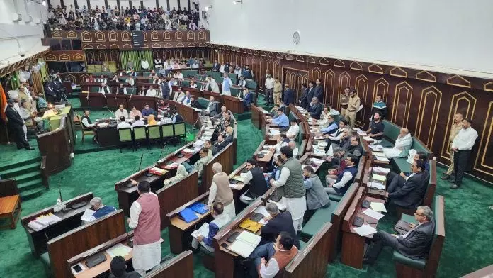 Jammu: दूरदराज के क्षेत्रों में स्वास्थ्य केंद्रों की स्थिति पर विधायक चिंतित Jammu: दूरदराज के क्षेत्रों में स्वास्थ्य केंद्रों की स्थिति पर विधायक चिंतित