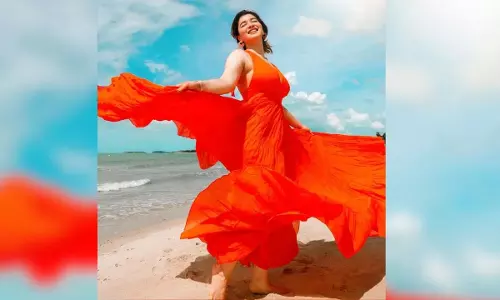 Fashion Tips: वेकेशन पर पाना है परफेक्ट लुक तो सारा तेंदुलकर की ड्रेसेस से लें इंस्पिरेशन Fashion Tips: वेकेशन पर पाना है परफेक्ट लुक तो सारा तेंदुलकर की ड्रेसेस से लें इंस्पिरेशन