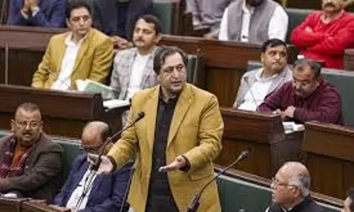 Sajjad Lone  ने सरकार से अपना रुख स्पष्ट करने को कहा