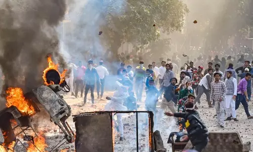 Delhi riots 2020: ऑटो चालक की हत्या 8 आरोपी गिरफ्तार, 11 बरी Delhi riots 2020: ऑटो चालक की हत्या 8 आरोपी गिरफ्तार, 11 बरी
