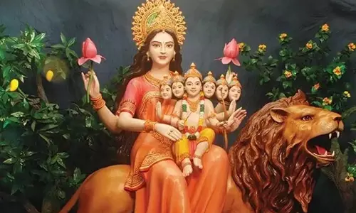 Chaitra Navratri 2025 :   घटस्थापना के दौरान करें इन मंत्रों का जाप, देवी मां बरसाएंगी  कृपा
