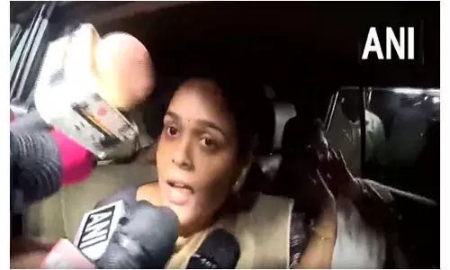 दीपाली दास ने पिता की हत्या की सीबीआई जांच की मांग की, CM Majhi को पत्र लिखा दीपाली दास ने पिता की हत्या की सीबीआई जांच की मांग की, CM Majhi को पत्र लिखा