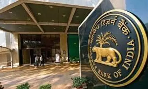 RBI बुलेटिन: टैरिफ से मंदी का खतरा RBI बुलेटिन: टैरिफ से मंदी का खतरा