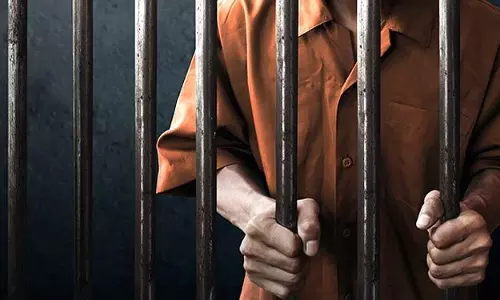 पत्नी और बेटी की हत्या के दो साल बाद व्यक्ति गिरफ्तार पत्नी और बेटी की हत्या के दो साल बाद व्यक्ति गिरफ्तार
