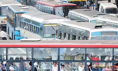 BMTC बस स्टैंड पर पार्किंग: 8,800 मामले दर्ज BMTC बस स्टैंड पर पार्किंग: 8,800 मामले दर्ज