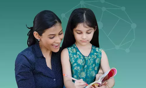Parens Tips : बच्चे का पढ़ाई से ध्यान भटक रहा है? ऐसे लाएं लाइन पर Parens Tips : बच्चे का पढ़ाई से ध्यान भटक रहा है? ऐसे लाएं लाइन पर