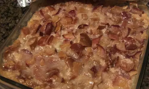 Apple Pudding:  बेहद स्वादिष्ट है ये खास डिश