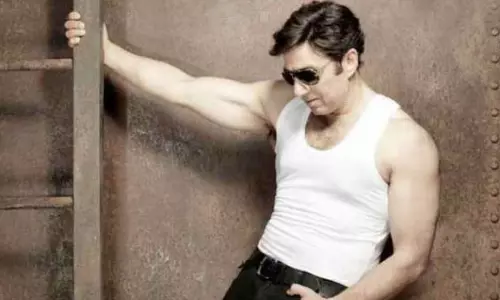 Sunny Deol की फिल्म को नहीं मिल रहे खरीदार