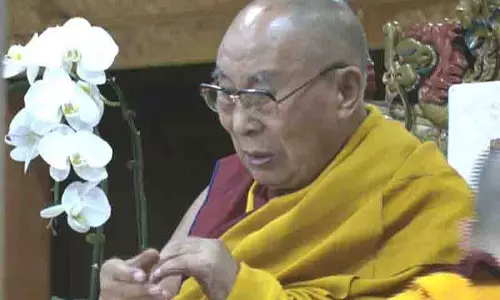 चीन दलाई लामा के पुनर्जन्म में हेरफेर नहीं कर सकता: Tibetan चीन दलाई लामा के पुनर्जन्म में हेरफेर नहीं कर सकता: Tibetan