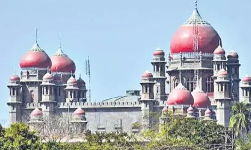 तेलंगाना उच्च न्यायालय ने HYDRAA के दोहरे मानकों का उपहास किया