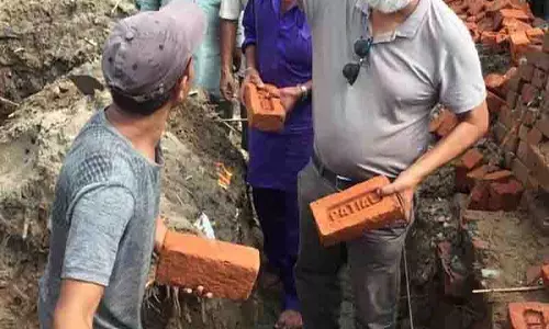 जरूरतमंद लोगों को पक्के मकान उपलब्ध कराने के मिशन पर NRI
