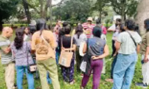 Karnataka: लालबाग-कब्बन पार्क में सुरक्षा बढ़ाने के लिए अतिरिक्त पुलिस तैनाती Karnataka: लालबाग-कब्बन पार्क में सुरक्षा बढ़ाने के लिए अतिरिक्त पुलिस तैनाती
