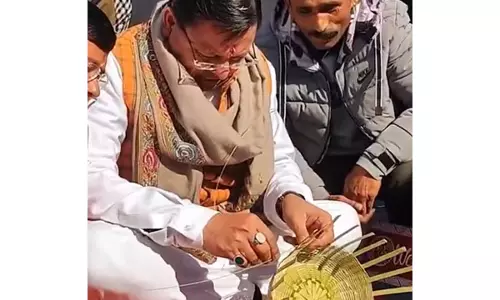 उत्तराखंड के हस्तनिर्मित उत्पादों की बढ़ती मांग सांस्कृतिक विरासत को बढ़ावा दे रही है: CM Dhami