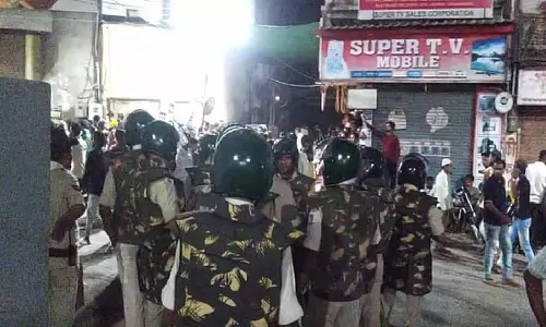 एक लड़के की सोशल मीडिया पोस्ट से भड़की सांप्रदायिक हिंसा: MP के बुरहानपुर में झड़पें