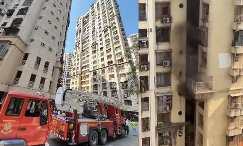 Mumbai : पवई की 24 मंजिला साईं सफायर बिल्डिंग में लगी भीषण आग