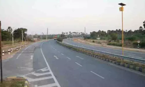 Telangana में सड़क उपयोगकर्ताओं को अधिक टोल देना पड़ सकता Telangana में सड़क उपयोगकर्ताओं को अधिक टोल देना पड़ सकता