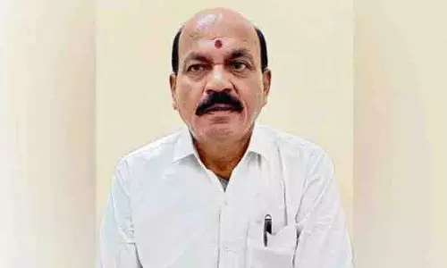तेलंगाना बजट में संगमेश्वर, बसवेश्वर के लिए कोई आवंटन नहीं: Chinta Prabhakar तेलंगाना बजट में संगमेश्वर, बसवेश्वर के लिए कोई आवंटन नहीं: Chinta Prabhakar