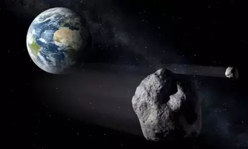 NASA ने दी चेतावनी! ताजमहल से दोगुना बड़ा क्षुद्रग्रह पृथ्वी की ओर आ रहा NASA ने दी चेतावनी! ताजमहल से दोगुना बड़ा क्षुद्रग्रह पृथ्वी की ओर आ रहा