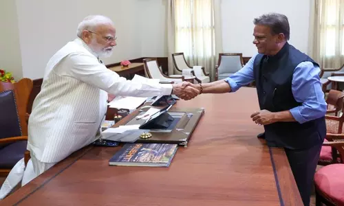 राउरकेला के पूर्व MLA और पूर्व मंत्री दिलीप रे ने प्रधानमंत्री मोदी से मुलाकात की