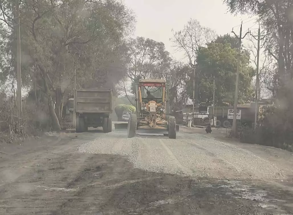 चंद्रशेखरपुर (एडु) और खेदापाली में चक्का जाम हुआ समाप्त चंद्रशेखरपुर (एडु) और खेदापाली में चक्का जाम हुआ समाप्त