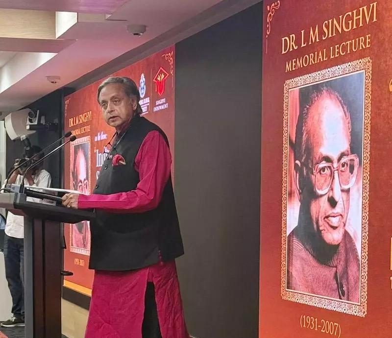 कांग्रेस के थरूर ने भारत सॉफ्ट पावर की सराहना की कांग्रेस के थरूर ने भारत सॉफ्ट पावर की सराहना की