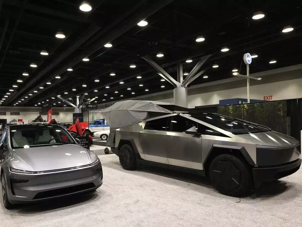 वैंकूवर ऑटो शो से Tesla बाहर वैंकूवर ऑटो शो से Tesla बाहर