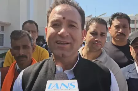 आप नेता के शराब वाले बयान को उमर अब्दुल्ला ने बढ़ावा दिया, मांगें माफी : सुनील शर्मा आप नेता के शराब वाले बयान को उमर अब्दुल्ला ने बढ़ावा दिया, मांगें माफी : सुनील शर्मा