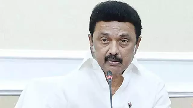 Tamil Nadu: विधानसभा में टी. वेलमुरुगन की हरकत से मुख्यमंत्री व्यथित Tamil Nadu: विधानसभा में टी. वेलमुरुगन की हरकत से मुख्यमंत्री व्यथित