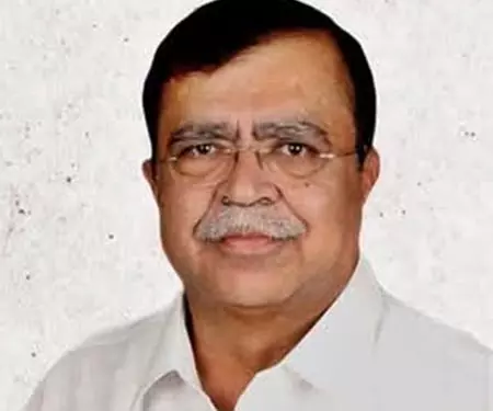 कर्नाटक में मंत्रियों, विधायकों ने ‘हनी ट्रैप’ के प्रयास का आरोप लगाया कर्नाटक में मंत्रियों, विधायकों ने ‘हनी ट्रैप’ के प्रयास का आरोप लगाया