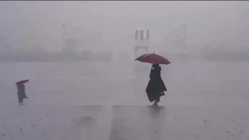 Ranchi समेत राज्य भर में बिगड़ा मौसम, तेज हवाओं के साथ होगी बारिश Ranchi समेत राज्य भर में बिगड़ा मौसम, तेज हवाओं के साथ होगी बारिश