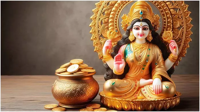 Shukrawar upay: शुक्रवार की शाम करें ये तीन उपाय, व्यापार में मिलेगा आर्थिक लाभ Shukrawar upay: शुक्रवार की शाम करें ये तीन उपाय, व्यापार में मिलेगा आर्थिक लाभ