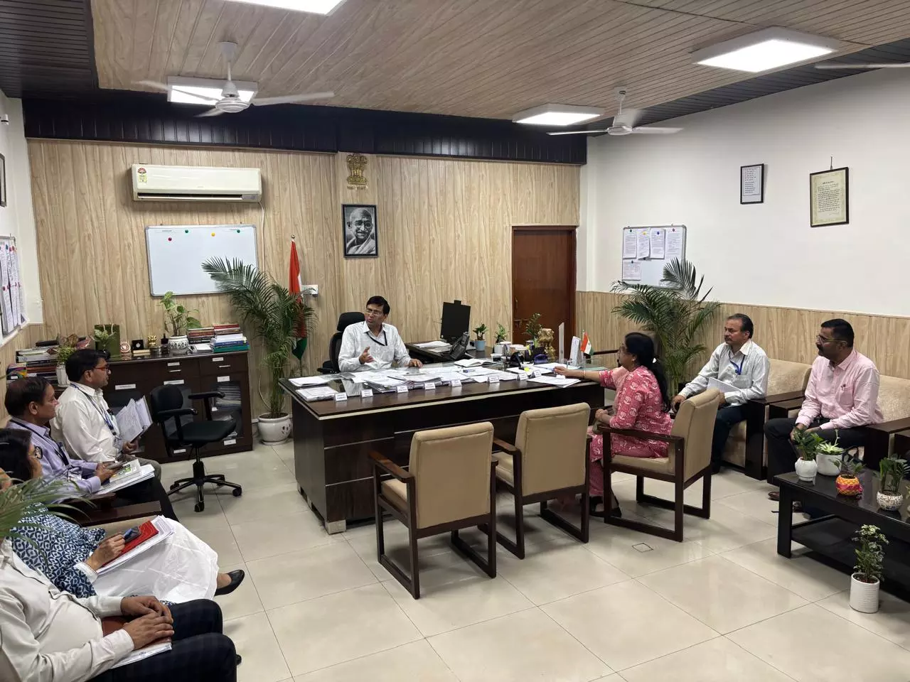 Jaipur: विभाग और बीमा कंपनी को आपसी समन्वय बढ़ाने के दिए निर्देश Jaipur: विभाग और बीमा कंपनी को आपसी समन्वय बढ़ाने के दिए निर्देश