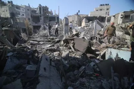 मिस्र, कतर ने फोन पर Gaza युद्ध विराम पर संयुक्त प्रयासों पर चर्चा की मिस्र, कतर ने फोन पर Gaza युद्ध विराम पर संयुक्त प्रयासों पर चर्चा की