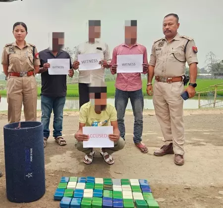 Assam Police ने 1 करोड़ रुपये की नशीली दवा जब्त की, एक गिरफ्तार Assam Police ने 1 करोड़ रुपये की नशीली दवा जब्त की, एक गिरफ्तार