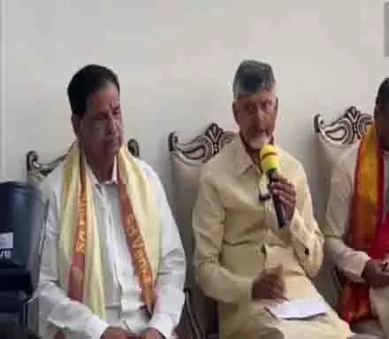 तिरुमाला मंदिर में केवल हिंदुओं को ही नौकरी मिलनी चाहिए: आंध्र के CM चंद्रबाबू नायडू तिरुमाला मंदिर में केवल हिंदुओं को ही नौकरी मिलनी चाहिए: आंध्र के CM चंद्रबाबू नायडू