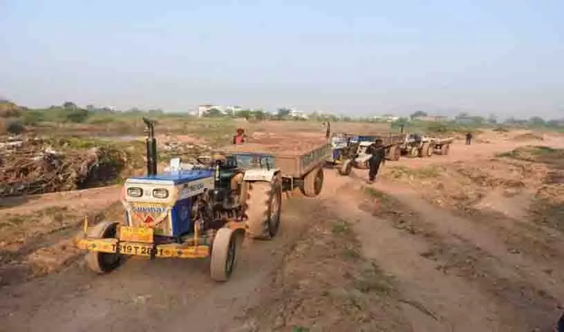 BRS ने रेत राजस्व पर तेलंगाना कांग्रेस को चुनौती दी BRS ने रेत राजस्व पर तेलंगाना कांग्रेस को चुनौती दी