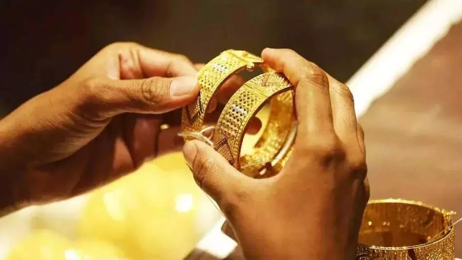 Gold Price : सोने में उछाल: जानें 10 ग्राम की कीमत Gold Price : सोने में उछाल: जानें 10 ग्राम की कीमत