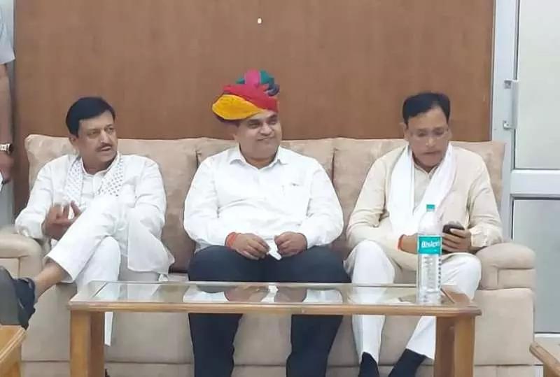 Jaipur: विधानसभा क्षेत्र अंता में भूमि उपलब्धता वाली सभी सहकारी समितियों में गोदाम निर्मित Jaipur: विधानसभा क्षेत्र अंता में भूमि उपलब्धता वाली सभी सहकारी समितियों में गोदाम निर्मित