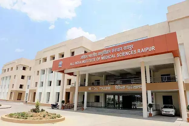 एम्स रायपुर की स्वास्थ्य सेवाओं पर सांसद बृजमोहन अग्रवाल ने जताई नाराजगी, केंद्र से शिकायत एम्स रायपुर की स्वास्थ्य सेवाओं पर सांसद बृजमोहन अग्रवाल ने जताई नाराजगी, केंद्र से शिकायत
