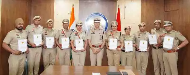 Panchkula में 1,124 नशा पीड़ितों की पहचान की गई, 991 को चिकित्सा सहायता मिली Panchkula में 1,124 नशा पीड़ितों की पहचान की गई, 991 को चिकित्सा सहायता मिली