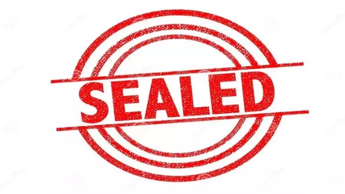 Jammu: नशीली दवाओं की अवैध बिक्री के लिए मेडिकल दुकान सील Jammu: नशीली दवाओं की अवैध बिक्री के लिए मेडिकल दुकान सील