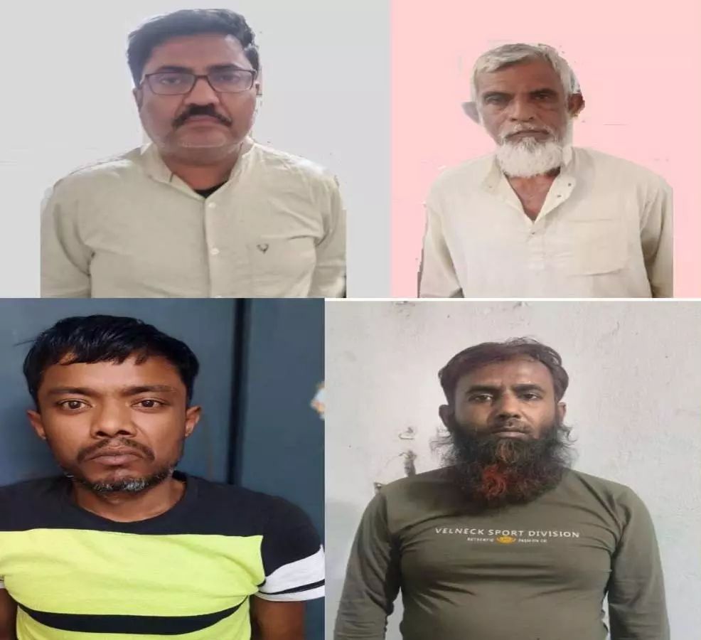 CG: बांग्लादेशी चोरों का नेटवर्क ध्वस्त, अंतरराष्ट्रीय गिरोह पर पुलिस की बड़ी कार्रवाई CG: बांग्लादेशी चोरों का नेटवर्क ध्वस्त, अंतरराष्ट्रीय गिरोह पर पुलिस की बड़ी कार्रवाई