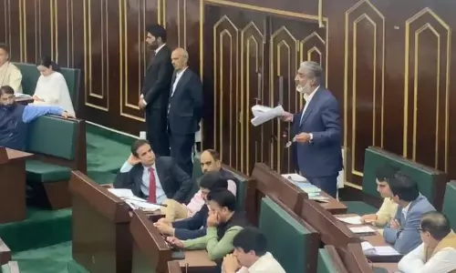 विधायक ने ग्रेटर कश्मीर अखबार को विज्ञापन देने से रोकने पर सवाल उठाया विधायक ने ग्रेटर कश्मीर अखबार को विज्ञापन देने से रोकने पर सवाल उठाया