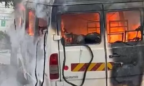 ट्रैवलर टेम्पो में आगजनी साजिश थी, ड्राइवर की वजह से जिंदा जले थे 4 कर्मचारी