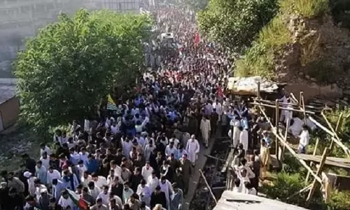 Pakistan के खिलाफ सिंधियों का आक्रोश