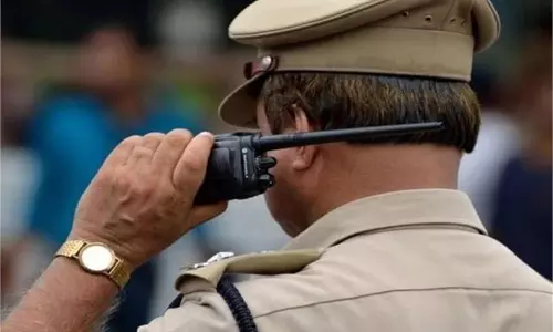 Punjab : पुलिस ने इस इलाके को चारों तरफ से किया सील,जानें मामला Punjab : पुलिस ने इस इलाके को चारों तरफ से किया सील,जानें मामला