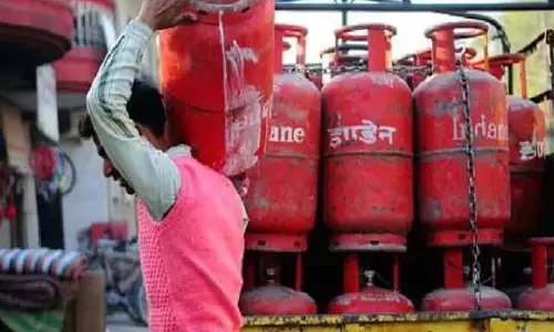 Tamil Nadu: रसोई गैस सिलेंडरों की संख्या पर प्रतिबंध