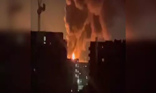 पावर सबस्टेशन में लगी भीषण आग, एयरपोर्ट एक दिन के लिए बंद पावर सबस्टेशन में लगी भीषण आग, एयरपोर्ट एक दिन के लिए बंद