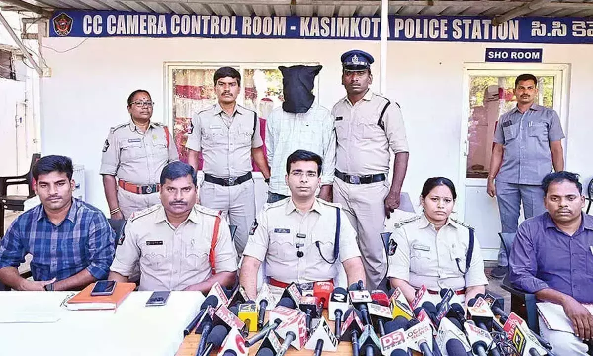 अनकापल्ली पुलिस ने टीजी हत्याकांड का खुलासा किया