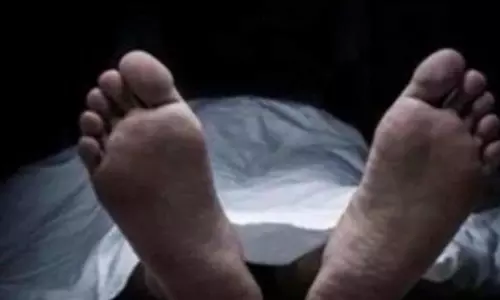 महिला का अधजला शव बरामद, हत्या की आशंका